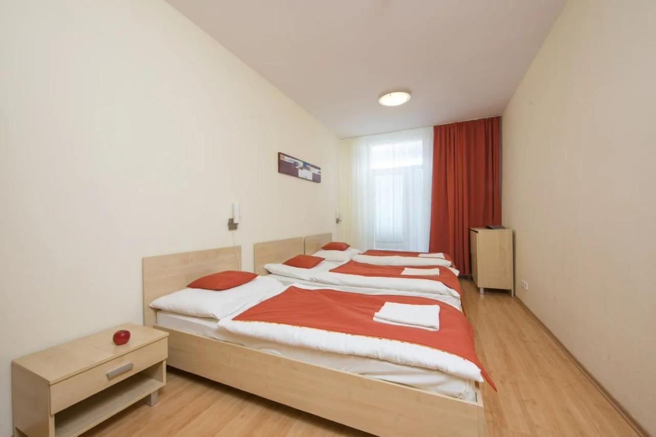 Hotel Spolcentrum Svit Luaran gambar