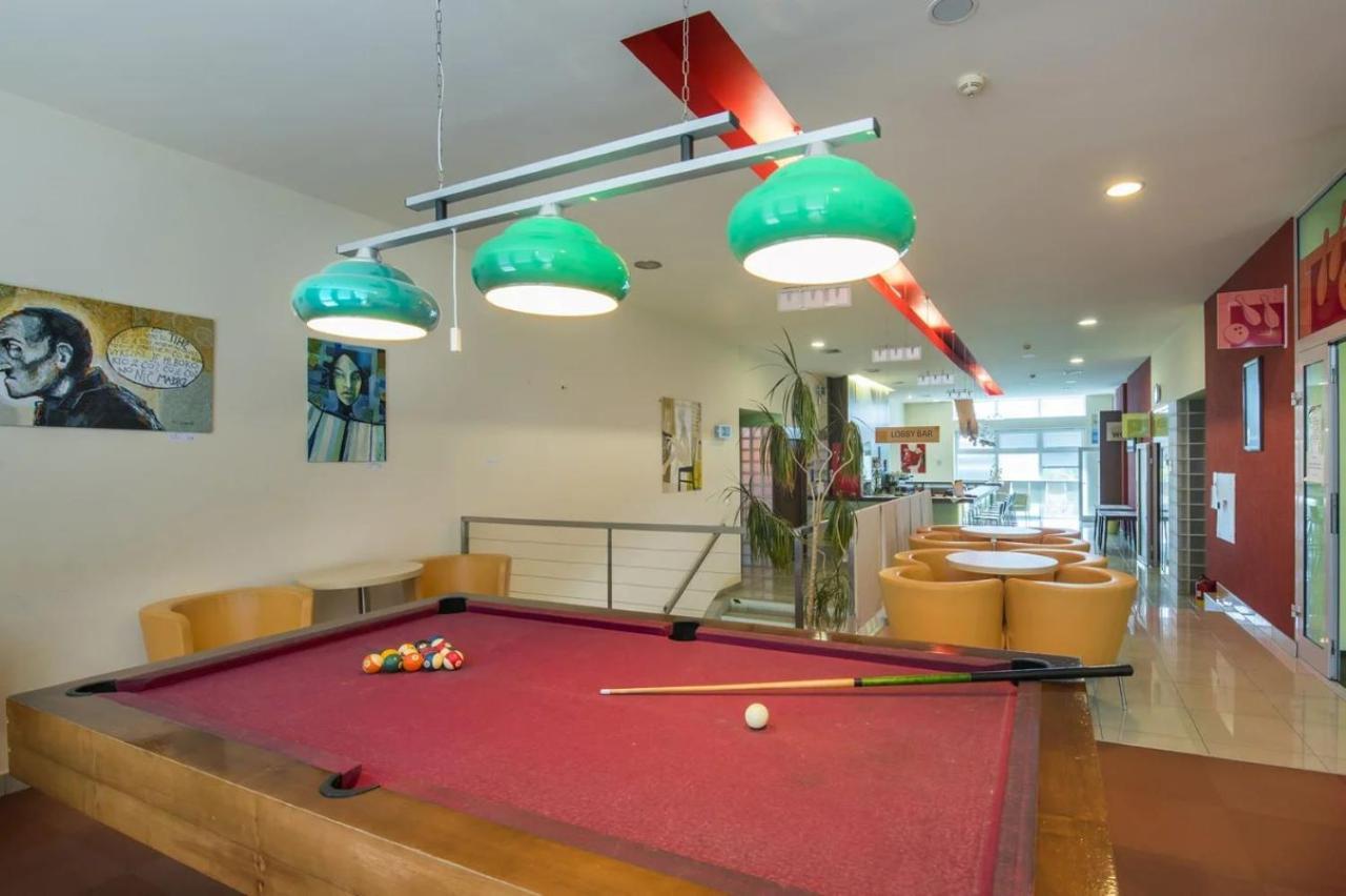 Hotel Spolcentrum Svit Luaran gambar