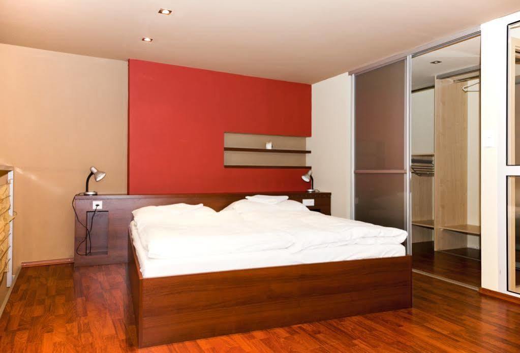 Hotel Spolcentrum Svit Luaran gambar